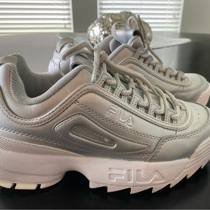 Fila Womens Disruptor Shoes in Silver/Grey